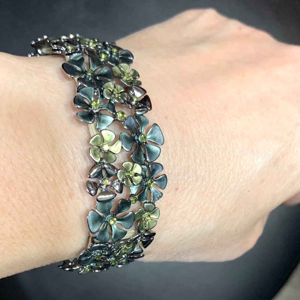 Vintage enamel & crystal Floral Bracelet bangle #221